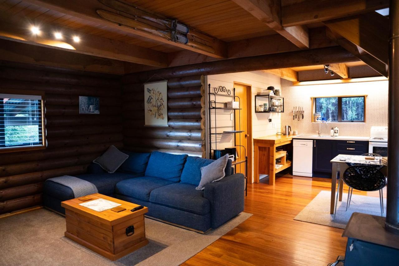 Totara Lodge - Unwind, Relax & Enjoy - Mt Lyford Buitenkant foto